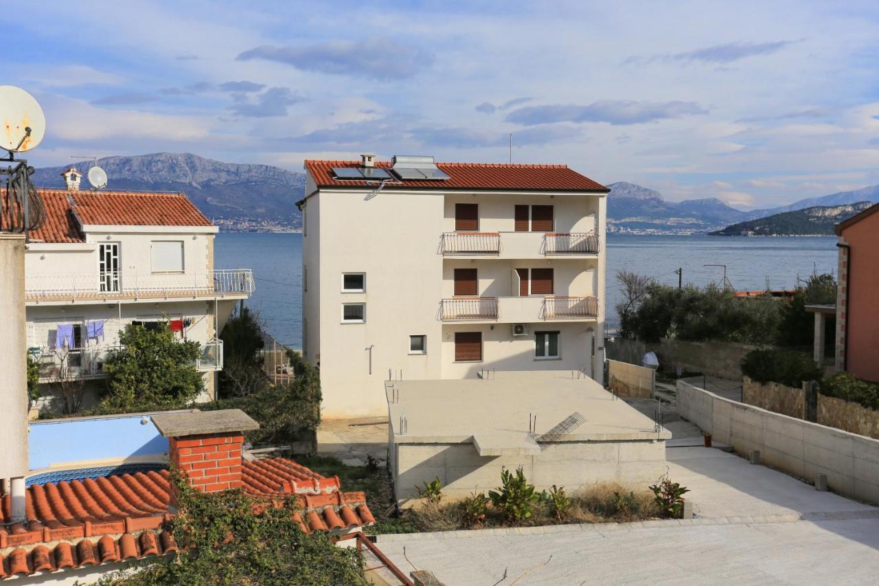 Apartment Slatine 14541D Exterior photo